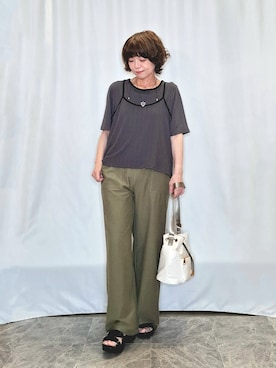 「SHOO・LA・RUE（シューラルー）の【ひんやり/S-LL/洗濯機可】さらりと涼しい ストレッチベイカーパンツ（その他パンツ、グリーン系）」を使った、ぬーさん（レディース・145cm）の夏コーディネート