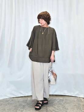 「SHOO・LA・RUE（シューラルー）の【ひんやり/S-LL/洗濯機可】体型カバー ふんわりスラブポンチョ風ブラウス（シャツ/ブラウス、グリーン系）」を使った、ぬーさん（レディース・145cm）の夏コーディネート