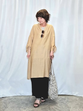 「SHOO・LA・RUE（シューラルー）の【ひんやり/S-LL/洗濯機可】体型カバーにも ゆるっとリラックスチュニック（ワンピース、イエロー系）」を使った、ぬーさん（レディース・145cm）の夏コーディネート