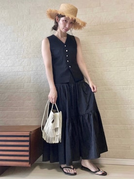 「フリンジバッグ」｜「アイテム（ビーチサンダル）」を使った、えばみ。さん（レディース・160cm）の夏コーディネート