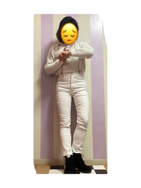 ニガツヨウカさんの「ウルトラストレッチジーンズ」を使ったコーディネート