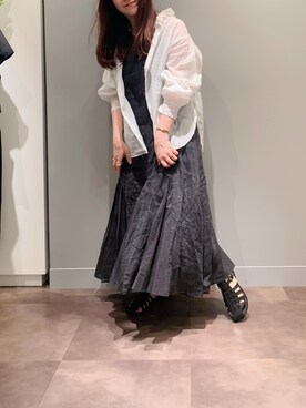 とみいなつみさんのコーディネート