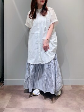 とみいなつみさんのコーディネート