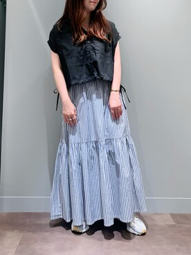 とみいなつみさんのコーディネート