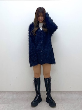 「PAGEBOY（ページボーイ）のモンスターフェザーカーディガン（カーディガン/ボレロ）」を使った、NIINAさん（レディース・164cm）の秋コーディネート