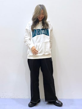 「PBLIM（ページボーイリム）のPAGEBOYLIM/カツラギスケーターパンツ（その他パンツ）」を使った、NIINAさん（レディース・164cm）の冬コーディネート