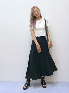 「メロートップス」｜「アイテム（スカート）」を使った、NIINAさん（レディース・164cm）の夏コーディネート