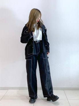 「PBLIM（ページボーイリム）のアイテム（カバーオール）」を使った、NIINAさん（レディース・164cm）の秋コーディネート