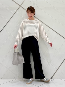 「URBAN RESEARCH DOORS（アーバンリサーチドアーズ）の『UR TECH』完声/涼フロントタックEZパンツ（その他パンツ、ブルー系）」を使った、IKUさん（レディース・161cm）の春コーディネート