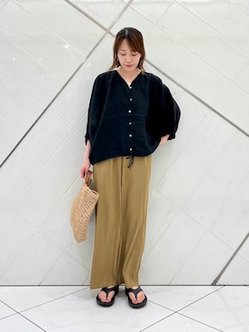「OOFOS（ウーフォス）のアイテム」を使った、IKUさん（レディース・161cm）の夏コーディネート