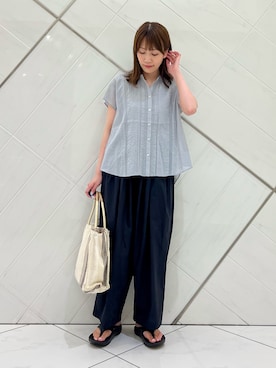「URBAN RESEARCH DOORS（アーバンリサーチドアーズ）のコットンレース切替ブラウス（シャツ/ブラウス、グレー系）」を使った、IKUさん（レディース・161cm）の夏コーディネート