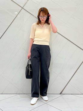 「URBAN RESEARCH DOORS（アーバンリサーチドアーズ）のFORK&SPOON　センターシームパンツ（その他パンツ、グレー系）」を使った、IKUさん（レディース・161cm）の春コーディネート