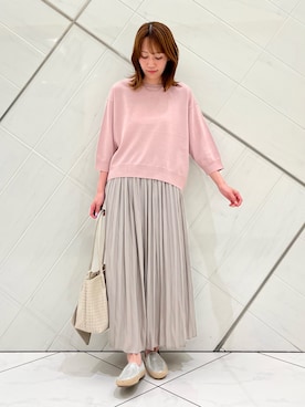 「URBAN RESEARCH DOORS（アーバンリサーチドアーズ）のウォッシャブルブライトプルオーバー（Tシャツ/カットソー、ピンク系）」を使った、IKUさん（レディース・161cm）の春コーディネート