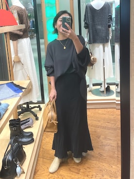 「RIVE DROITE（リヴドロワ）のダンボールポンチョプルオーバー（Tシャツ/カットソー、グレー系）」を使った、natsuさん（レディース・153cm）の秋コーディネート