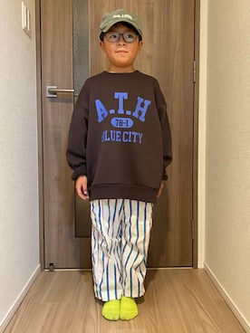 「おでかけ」｜「アイテム（スウェット）」を使った、osumiさん（キッズ・121cm）の冬コーディネート