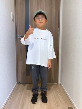 「アイテム（トップス）」を使った、osumiさん（キッズ・121cm）の秋コーディネート
