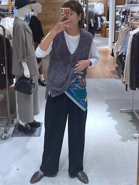 「アイテム（バンダナ/スカーフ）」を使った、osumiさん（レディース・174cm・30代）の秋コーディネート