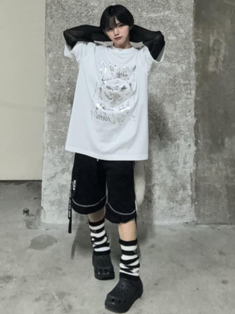 裏毛2Wayロゴテープジョガーパンツを使った人気ファッション