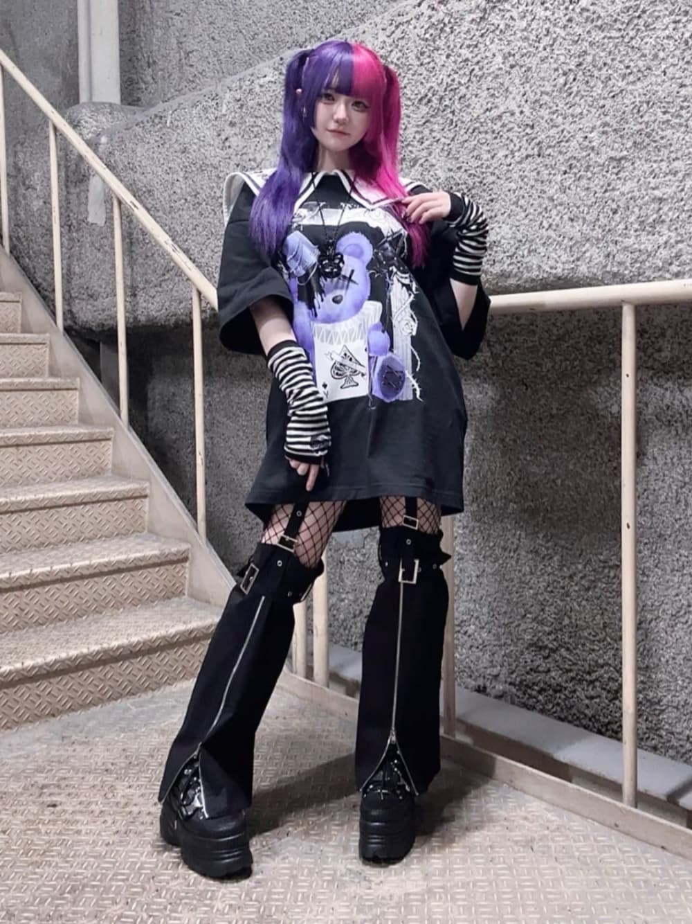 セール】セーラーカラー半袖プリントTシャツ（Tシャツ