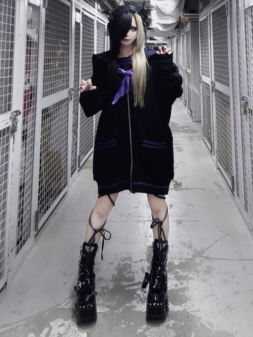 ハイウエストエンブレムボタン付きフリルパンツ（その他パンツ