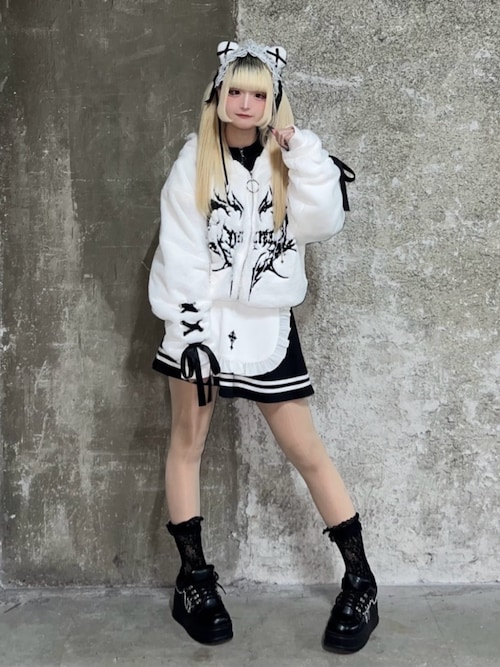 ネコ耳ハートロゴ刺繍ZIPショートファーコート（その他アウター