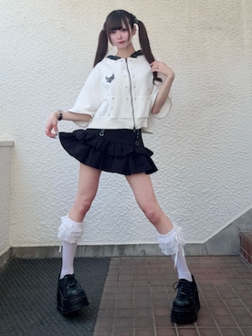 「Amilige（アミリージュ）のコルセット風フリルスカート（スカート、ブラック系）」を使った、Amilige_officialさん（レディース・157cm）の春コーディネート