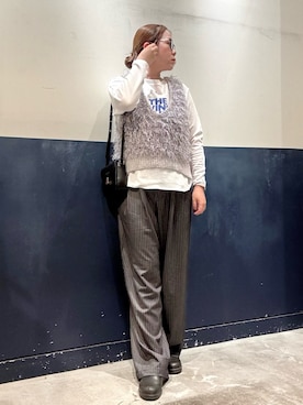 「アイテム（スラックス）」を使った、ogitypyさん（レディース・165cm）の秋コーディネート