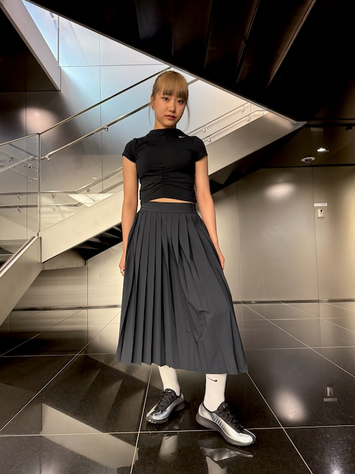 ナイキ スポーツウェア チル ニット ウィメンズ タイト ショートスリーブ クロップド モックネック トップ / Nike Sportswear Chill Knit Women's Tight Short-Sleeve Cropped Mock-Neck Top HV2507-010 Black