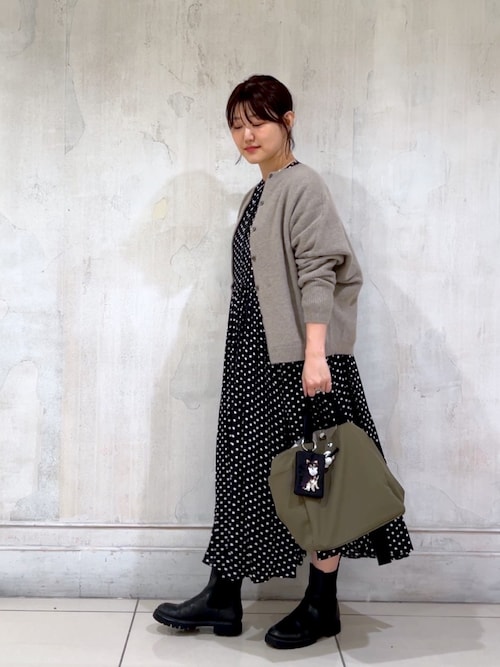 ドットギャザーワンピース（ワンピース）｜BEARDSLEY