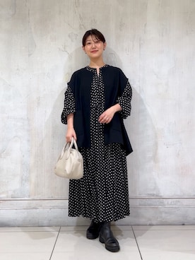 「アイテム（ボストンバッグ、グレー系）」を使った、mochikoyさん（レディース・162cm）の秋コーディネート