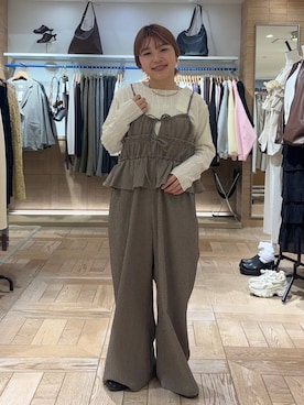 「LOWRYS FARM（ローリーズファーム）のジャガードフリンジＬＳ　102891（Tシャツ/カットソー、ベージュ系）」を使った、nanamoueさん（レディース）の春コーディネート