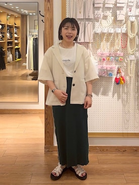 「アイテム（テーラードジャケット）」を使った、nanamoueさん（レディース・154cm）の夏コーディネート