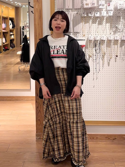 セール】シアーナイロンブルゾン 288500（ブルゾン）｜LOWRYS FARM