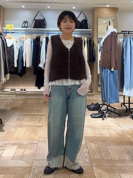 「LOWRYS FARM（ローリーズファーム）のモカシンビットローファー 1064725（ローファー、ブラック系）」を使った、nanamoueさん（レディース）の秋コーディネート