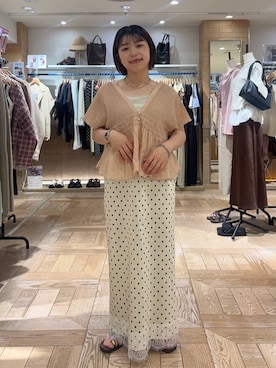 「LOWRYS FARM（ローリーズファーム）のスタイルＵＰクロスカップキャミ　100757（Tシャツ/カットソー、ホワイト系）」を使った、nanamoueさん（レディース）の夏コーディネート