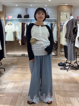 「LOWRYS FARM（ローリーズファーム）の【前後着用可能】シアーナンバリングＴＬＳ 1063338（Tシャツ/カットソー、ホワイト系）」を使った、nanamoueさん（レディース）の夏コーディネート