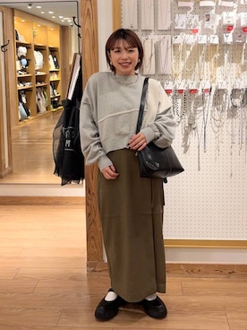 「新作」｜「アイテム（スウェット）」を使った、nanamoueさん（レディース・154cm）の春コーディネート