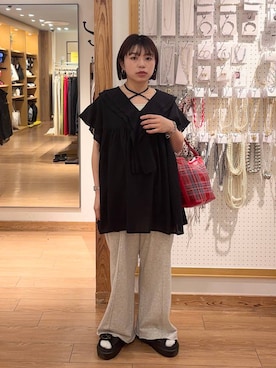 「新作」｜「アイテム（スウェットパンツ）」を使った、nanamoueさん（レディース・154cm）の春コーディネート