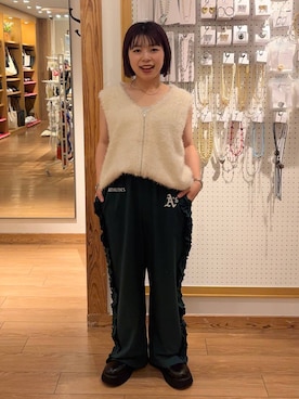 「アイテム（スウェットパンツ、グリーン系）」を使った、nanamoueさん（レディース・154cm）の夏コーディネート