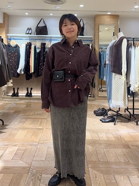 「LOWRYS FARM（ローリーズファーム）のモカシンビットローファー 1064725（ローファー、ブラック系）」を使った、nanamoueさん（レディース）の秋コーディネート