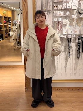 「アイテム（ポロシャツ、レッド系）」を使った、nanamoueさん（レディース・154cm）の秋コーディネート