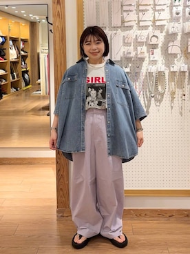 「アイテム（スラックス、パープル系）」を使った、nanamoueさん（レディース・154cm）の春コーディネート
