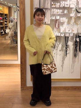 「LOWRYS FARM（ローリーズファーム）のシャギーロングＶカーディガン　595935（カーディガン/ボレロ）」を使った、nanamoueさん（レディース・154cm）の秋コーディネート