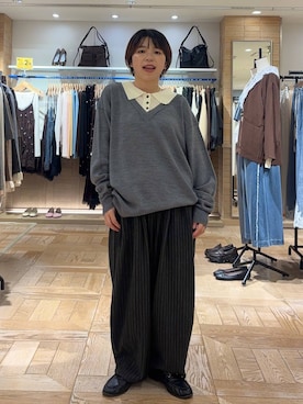 「LOWRYS FARM（ローリーズファーム）のモカシンビットローファー 1064725（ローファー、ブラック系）」を使った、nanamoueさん（レディース）の秋コーディネート