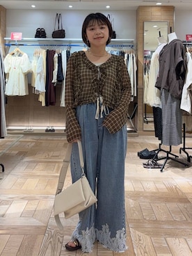 「LOWRYS FARM（ローリーズファーム）のスタイルＵＰクロスカップキャミ　100757（Tシャツ/カットソー、ホワイト系）」を使った、nanamoueさん（レディース）の夏コーディネート