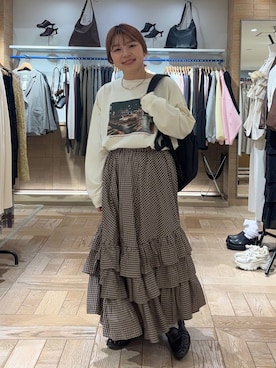 「LOWRYS FARM（ローリーズファーム）のワンショルダーボディＢＡＧ　637743（ショルダーバッグ、ブラック系）」を使った、nanamoueさん（レディース）の春コーディネート