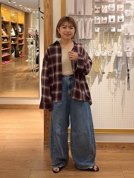 イージーバレルデニムパンツ 289799を使った人気ファッション
