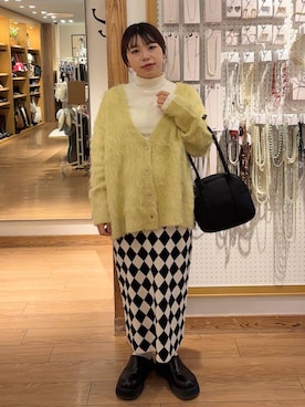 「LOWRYS FARM（ローリーズファーム）のシャギーロングＶカーディガン　595935（カーディガン/ボレロ）」を使った、nanamoueさん（レディース・154cm）の秋コーディネート