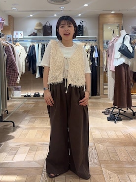 「LOWRYS FARM（ローリーズファーム）のラインストーンプルオーバーＳＳ 1045217（Tシャツ/カットソー、ホワイト系）」を使った、nanamoueさん（レディース）の夏コーディネート