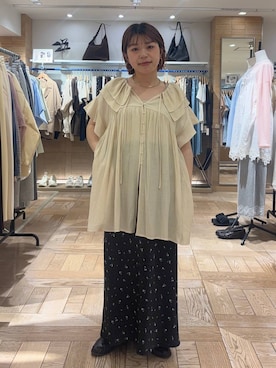 「LOWRYS FARM（ローリーズファーム）のスタイルＵＰクロスカップキャミ　100757（Tシャツ/カットソー、ホワイト系）」を使った、nanamoueさん（レディース）の春コーディネート